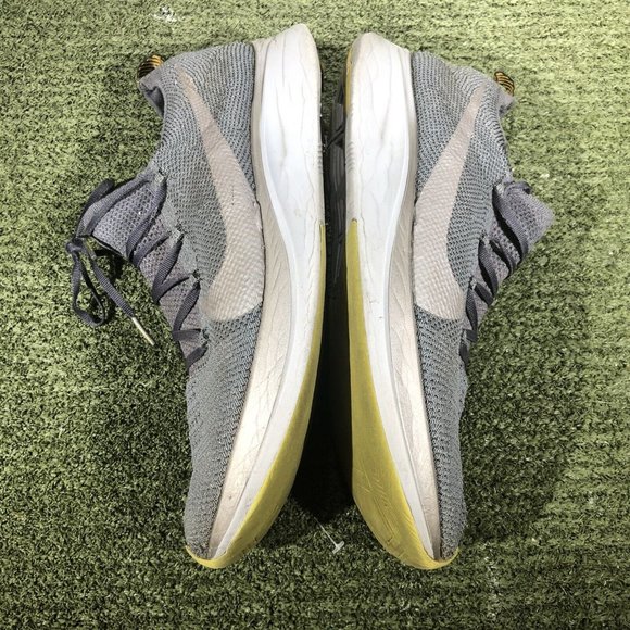 Nike Zoom Fly FK Flyknit Men\'s Size 12.5 Running Shoes AR4561-002 Gray/silver main image 9